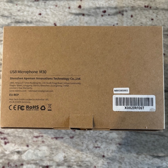 Raleno Microphone and DragonPad Pop Screen for Broadcasting - Picture 2 of 4